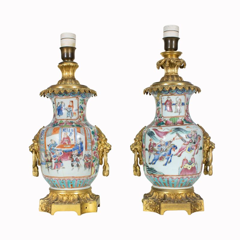 Coppia di Lampade in Porcellana Cinese e Bronzo