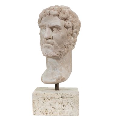 Scultura in Marmo Bianco