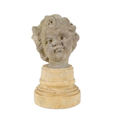 Scultura in Peperino