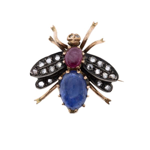 9kt gold and sapphire silver, ruby and diamond roses Bee brooch