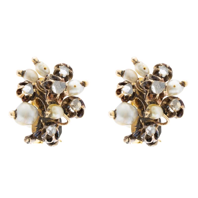 Antichi orecchini a lobo in oro e argento