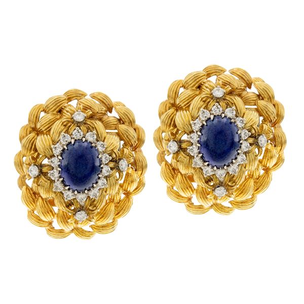 Orecchini a lobo in oro giallo 18kt