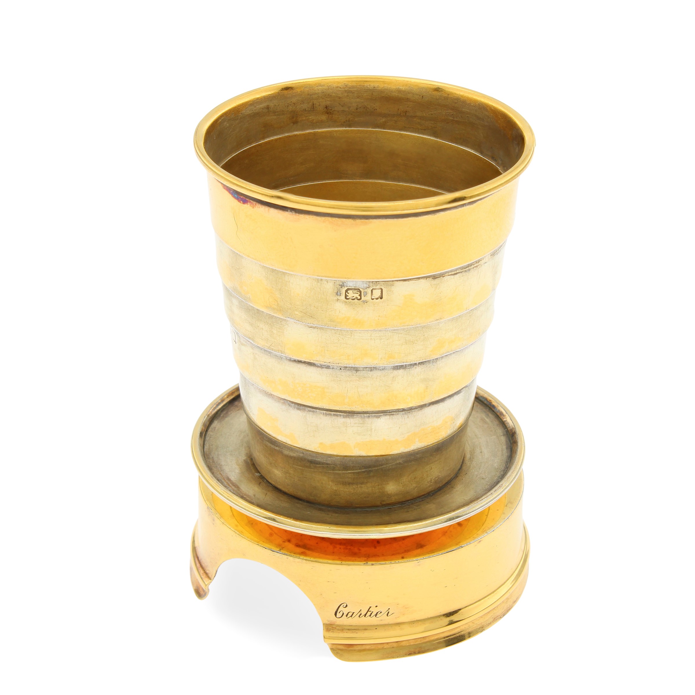 Cartier, bicchiere da caccia pieghevole in argento vermeil