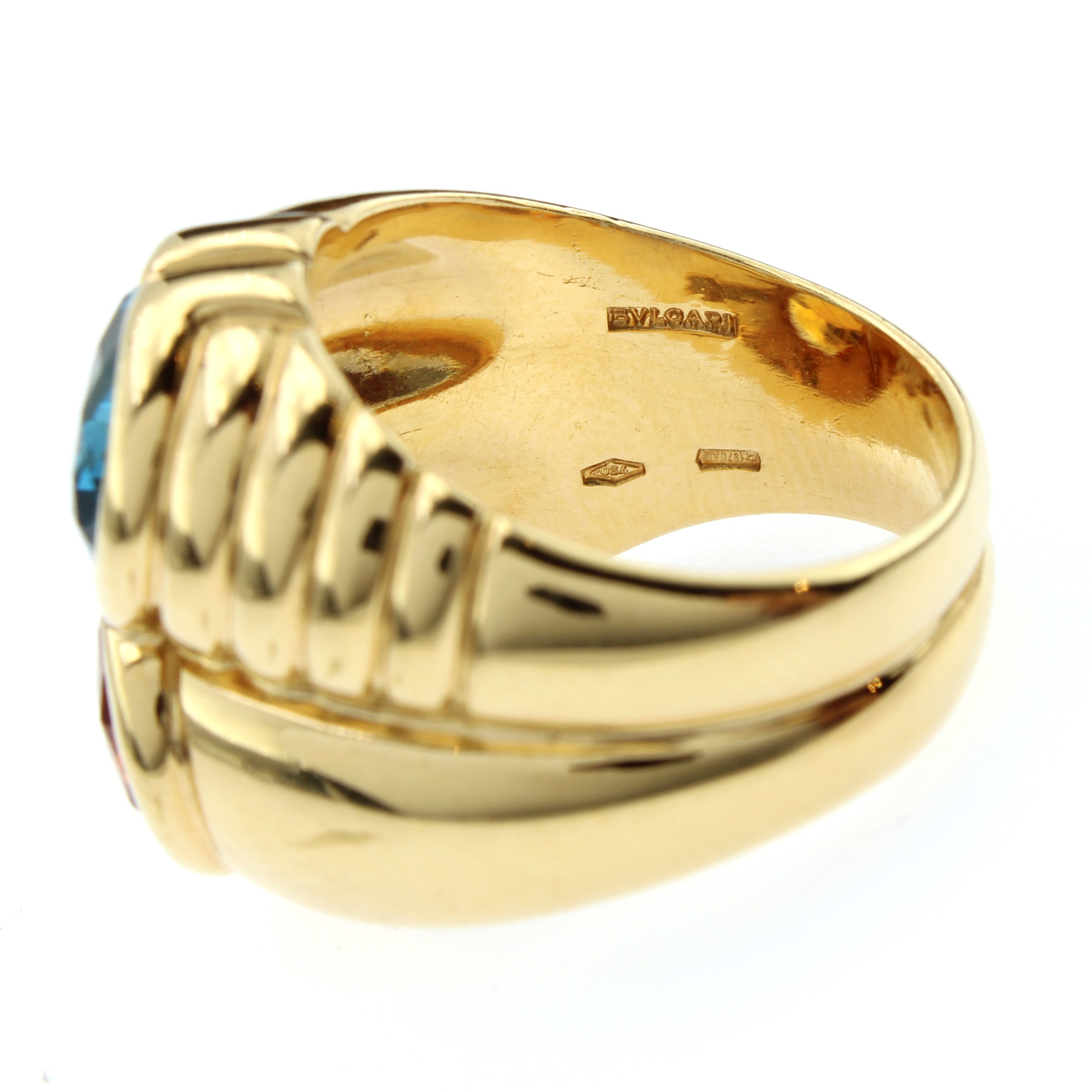 Bulgari anello collezione Doppio Baccellato