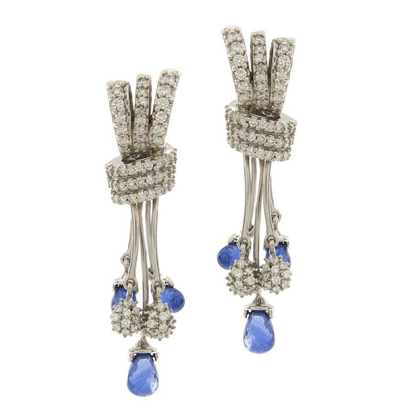 Orecchini pendenti in oro bianco 18kt
