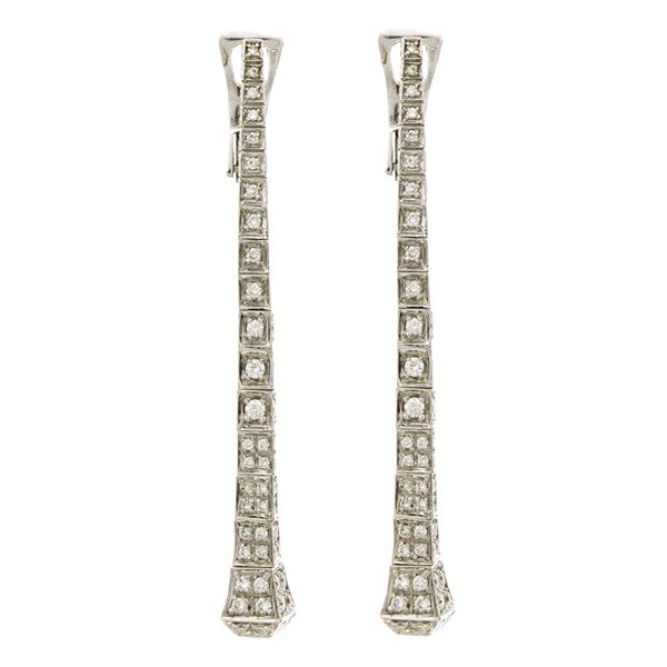 Gucci  Chiodo collection pendant earrings