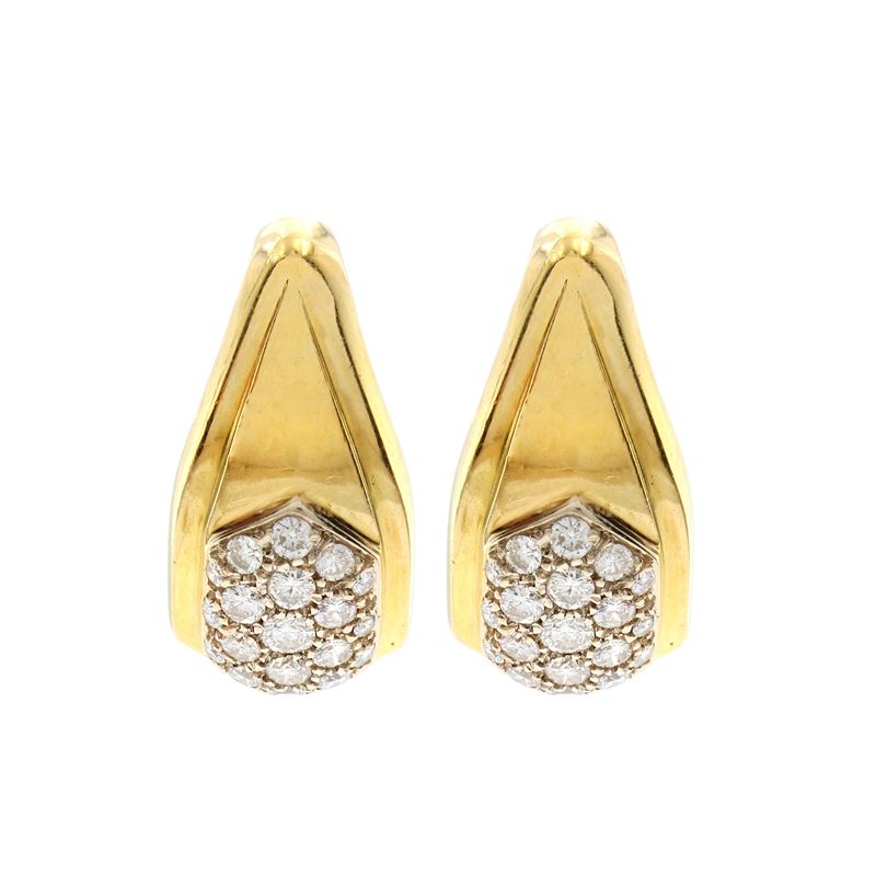 Orecchini a Lobo in Oro Giallo 18kt e Diamanti