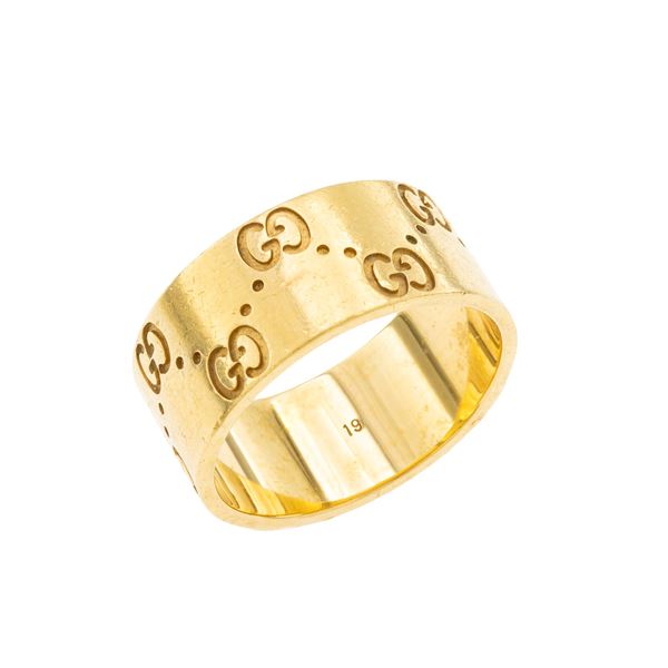 Gucci Icon collection band ring