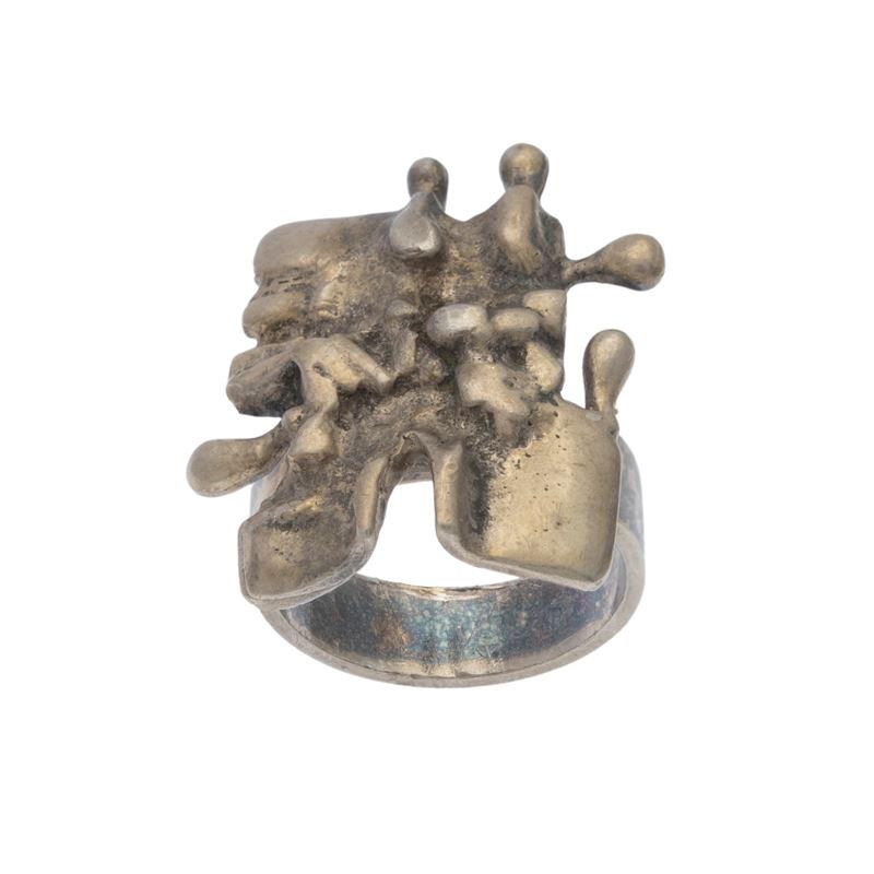 Anello scultura in argento