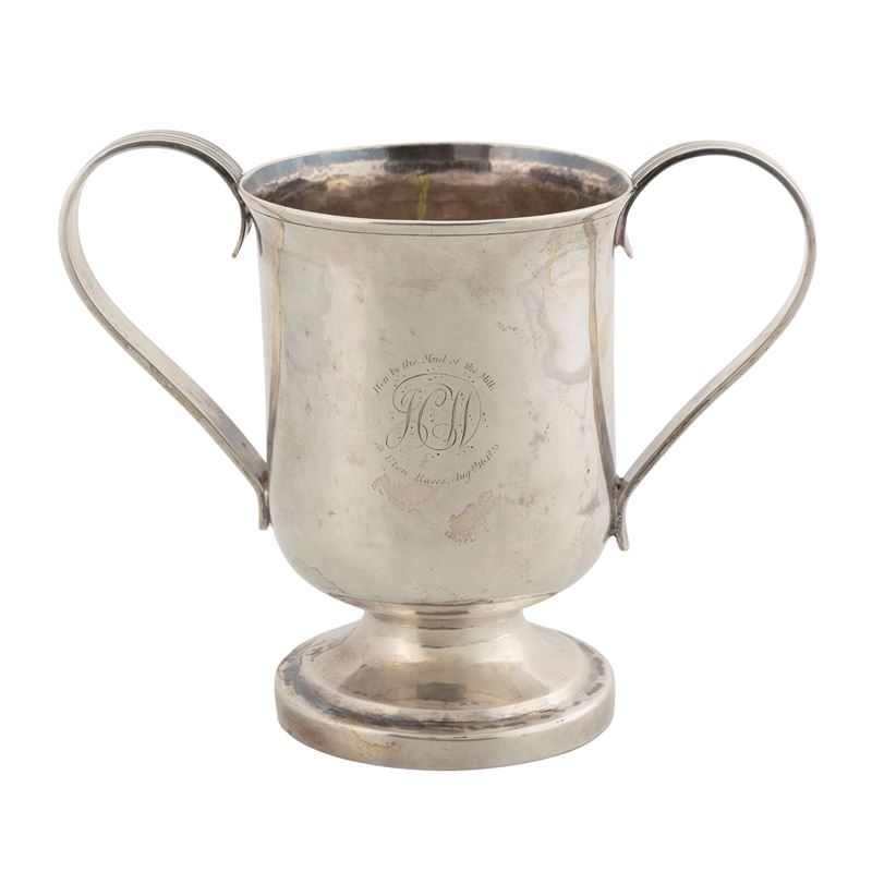 Coppa in Argento a Due Manici