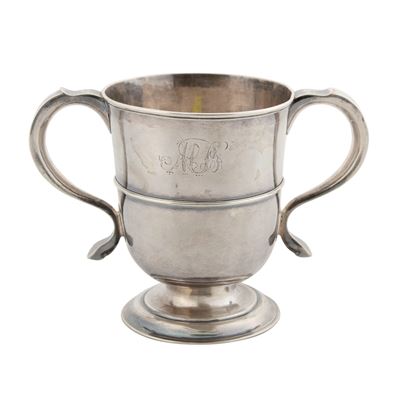 Coppa in Argento a Due Manici