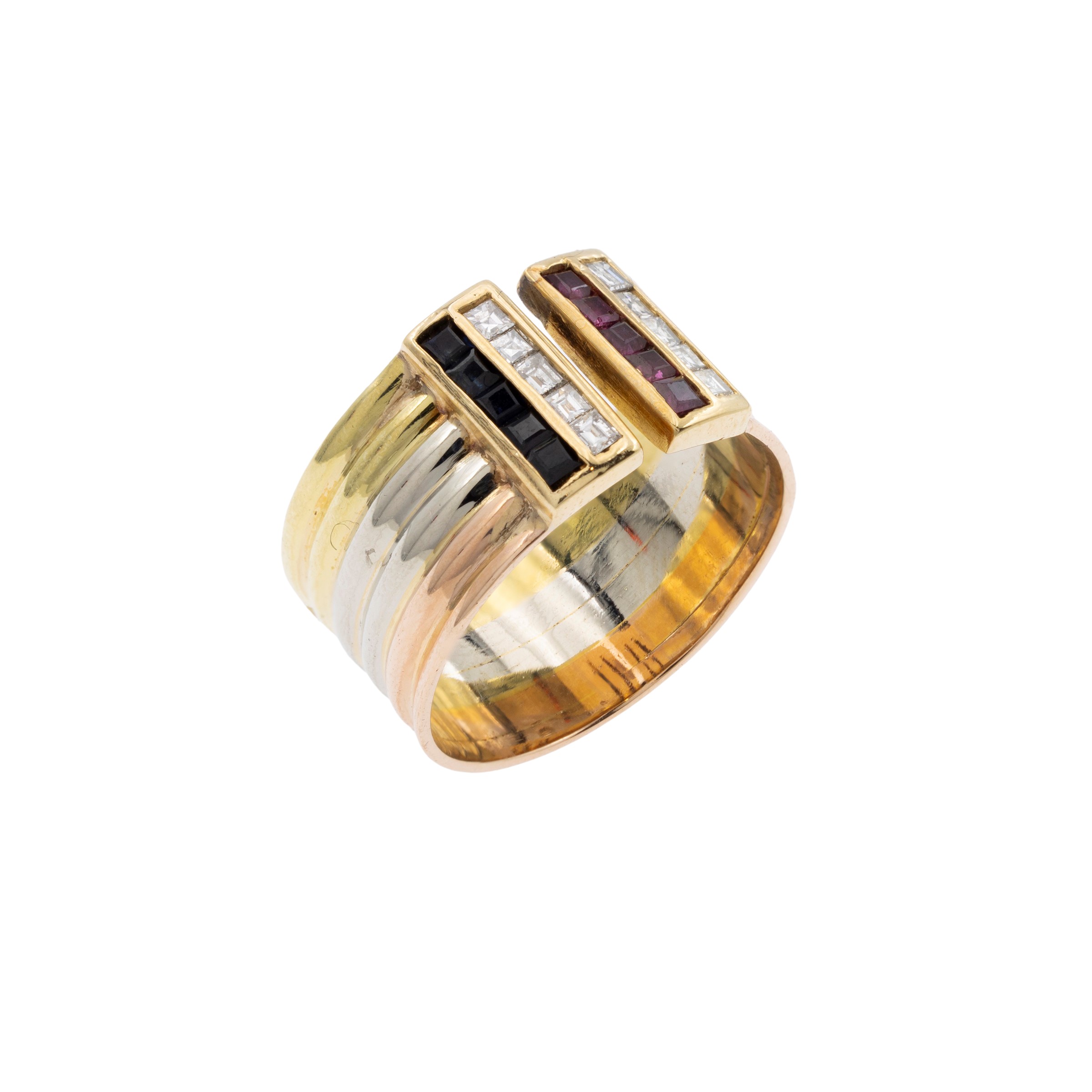 Anello in oro a tre colori 18kt diamanti, rubini e zaffiri