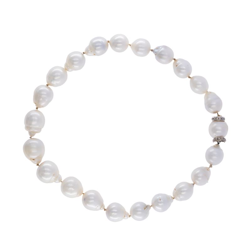Collana Ad un Filo di Perle Barocche a Gradazione