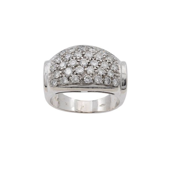 Anello in oro bianco 18kt e diamanti