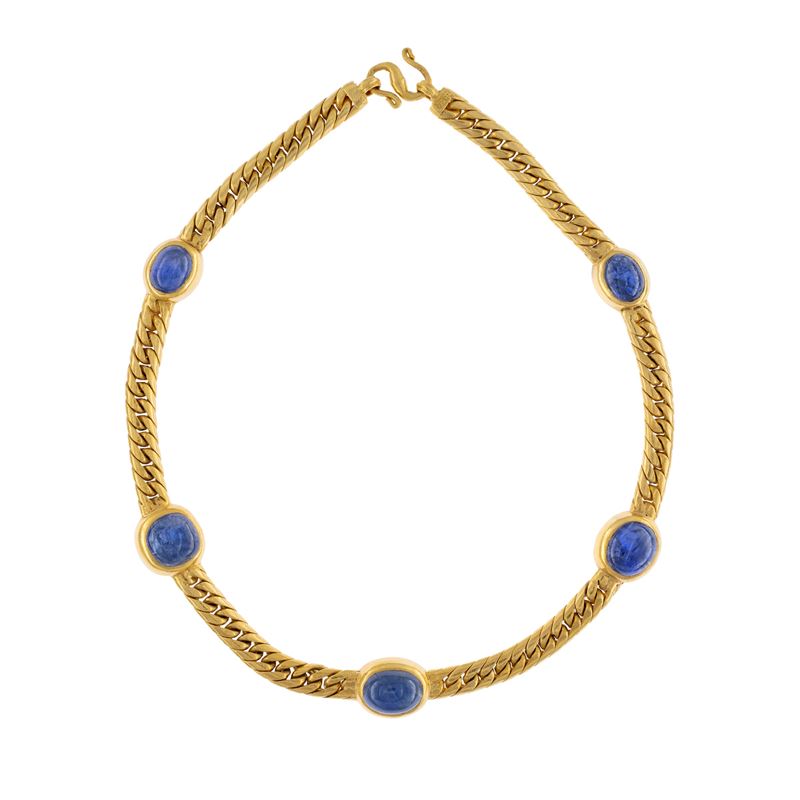 Collana in Oro Giallo 22kt con Cinque Zaffiri