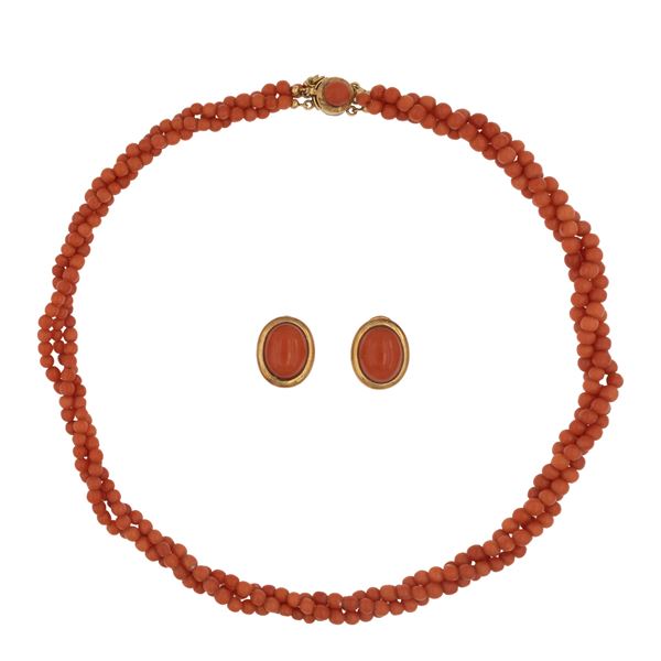 Collana e orecchini in oro giallo 18kt e corallo