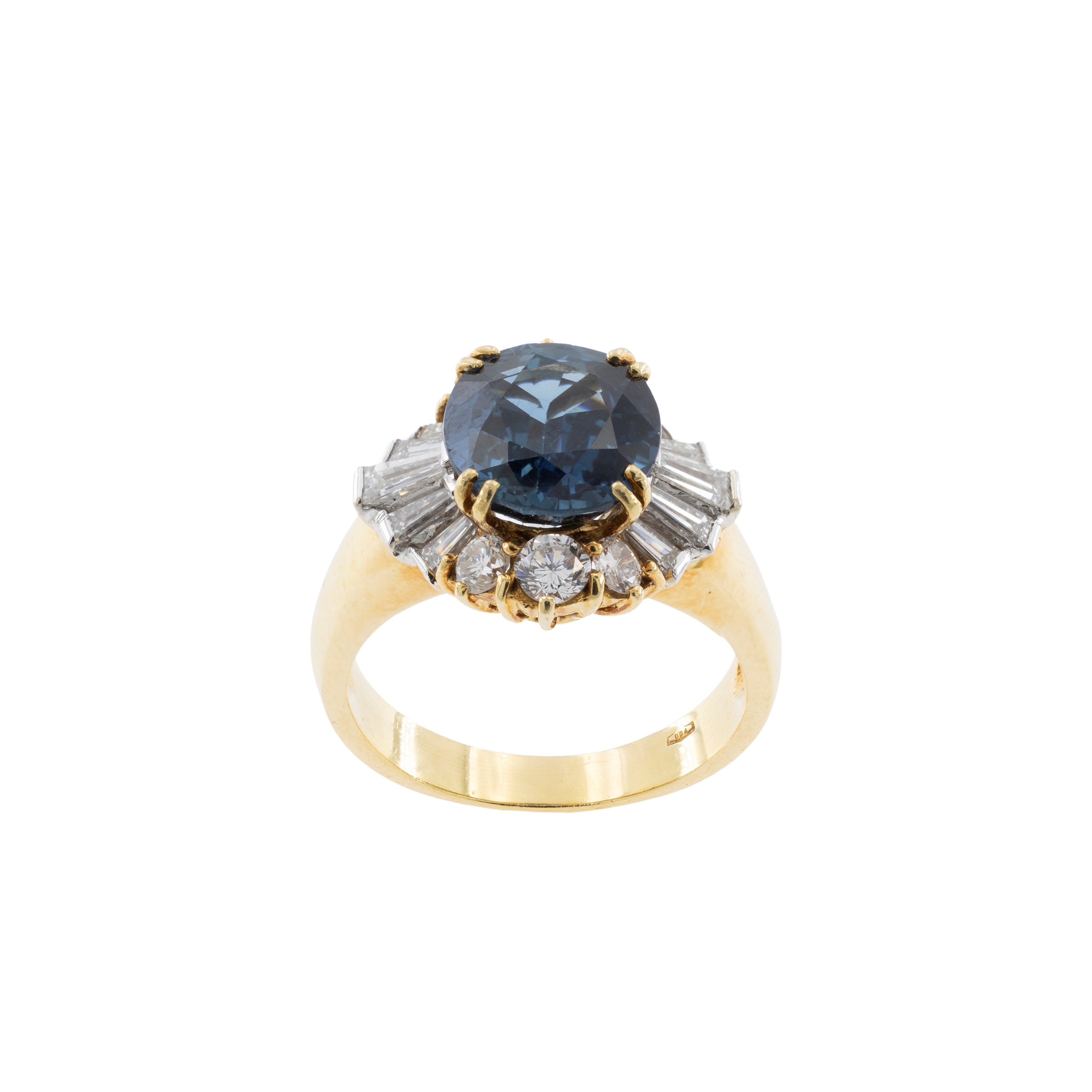 Anello in Oro Giallo 18kt con Zaffiro Naturale e Diamanti