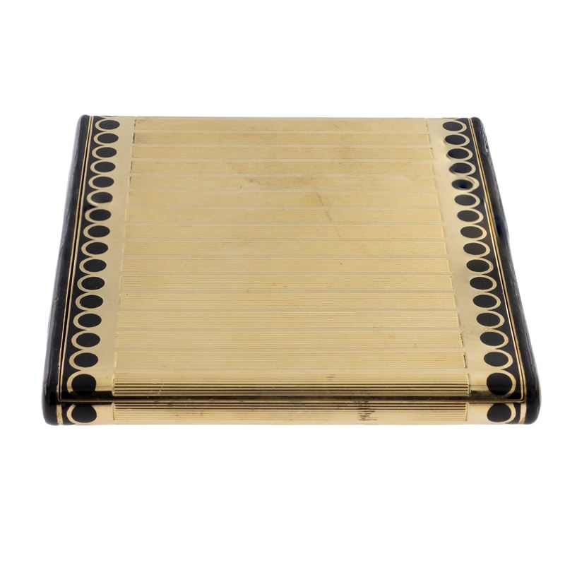 Cartier portasigarette in oro giallo 18kt e smalto nero