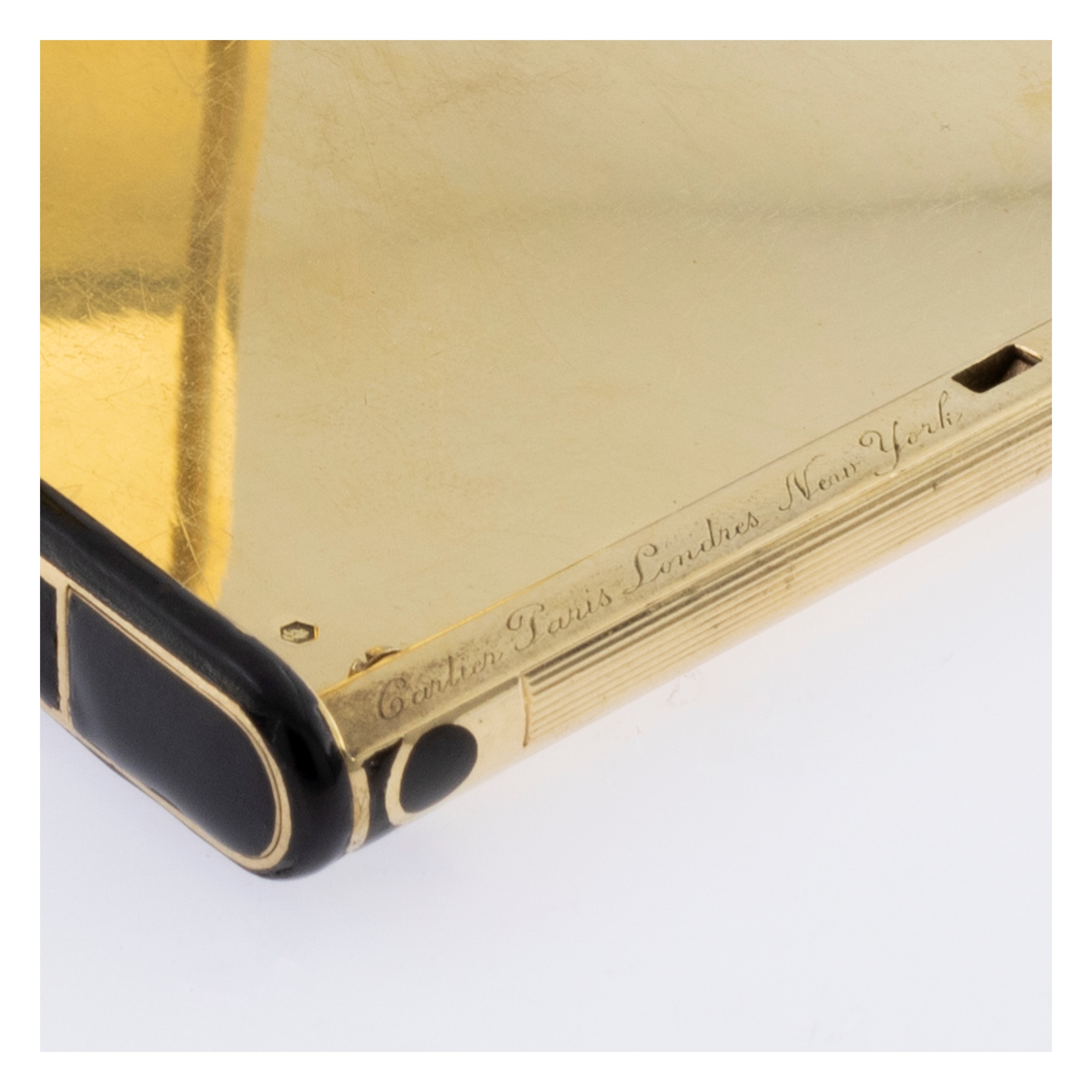 Cartier portasigarette in oro giallo 18kt e smalto nero