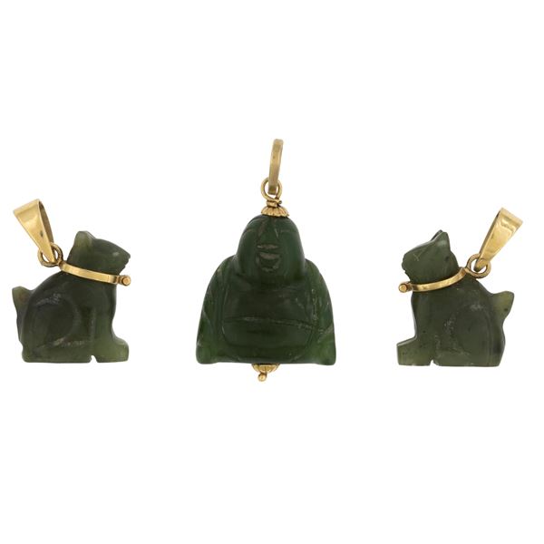 Tre pendenti in giada e oro giallo 18kt