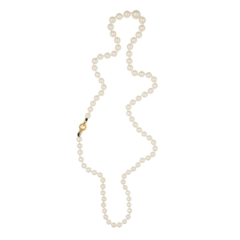 Collana ad un filo di perle coltivate a gradazione