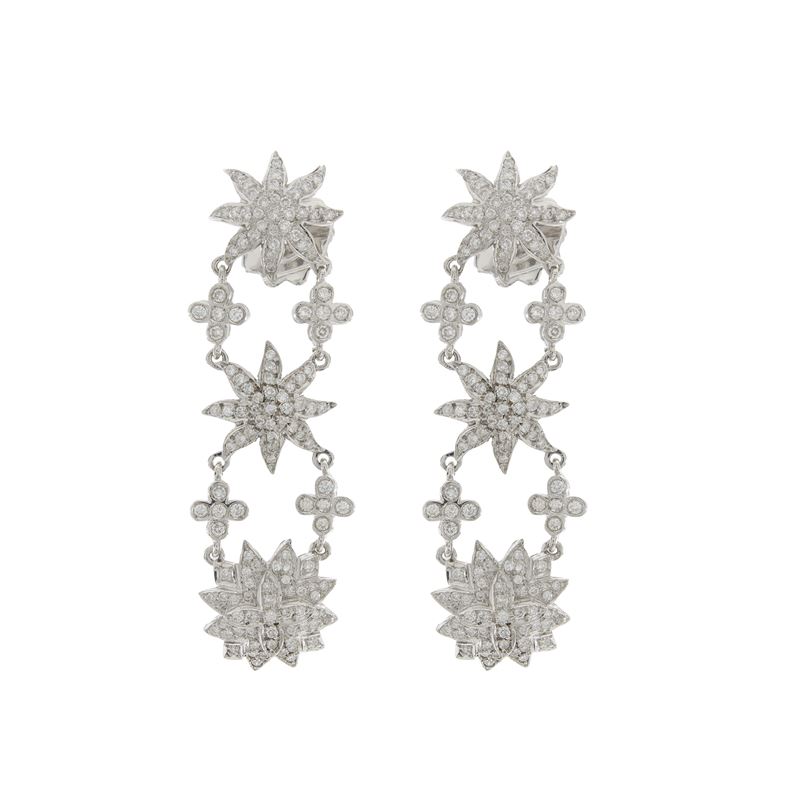 Orecchini Stelle Pendenti in Oro Bianco 18kt e Diamanti