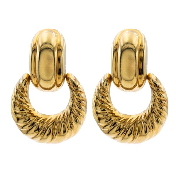 Orecchini pendenti in oro giallo 18kt