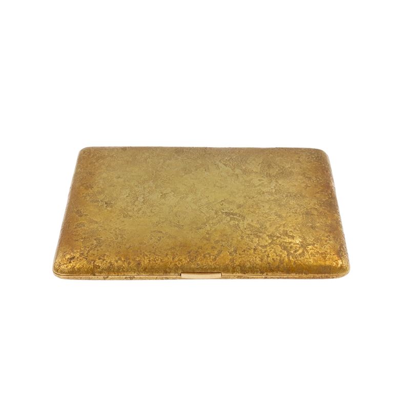 Trousse Portasigarette in Oro Giallo Martellato 18kt