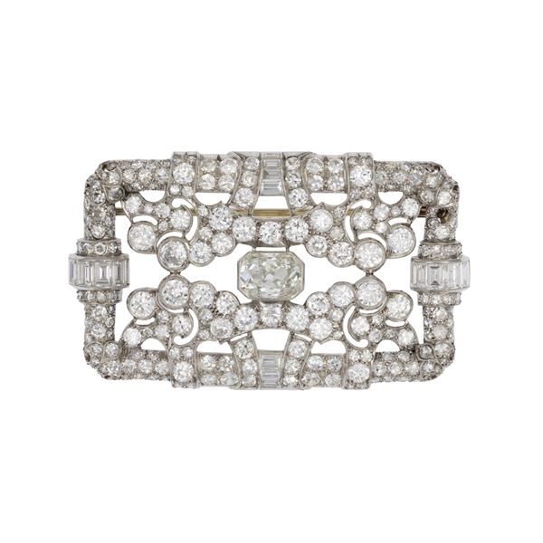 Platinum and diamonds Decò brooch