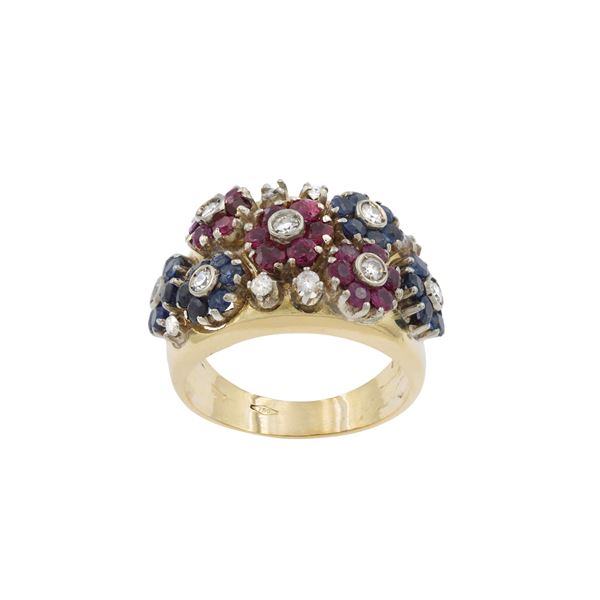 Anello a motivo floreale in oro giallo 18kt  - Asta Gioielli e Orologi - Colasanti Casa d'Aste