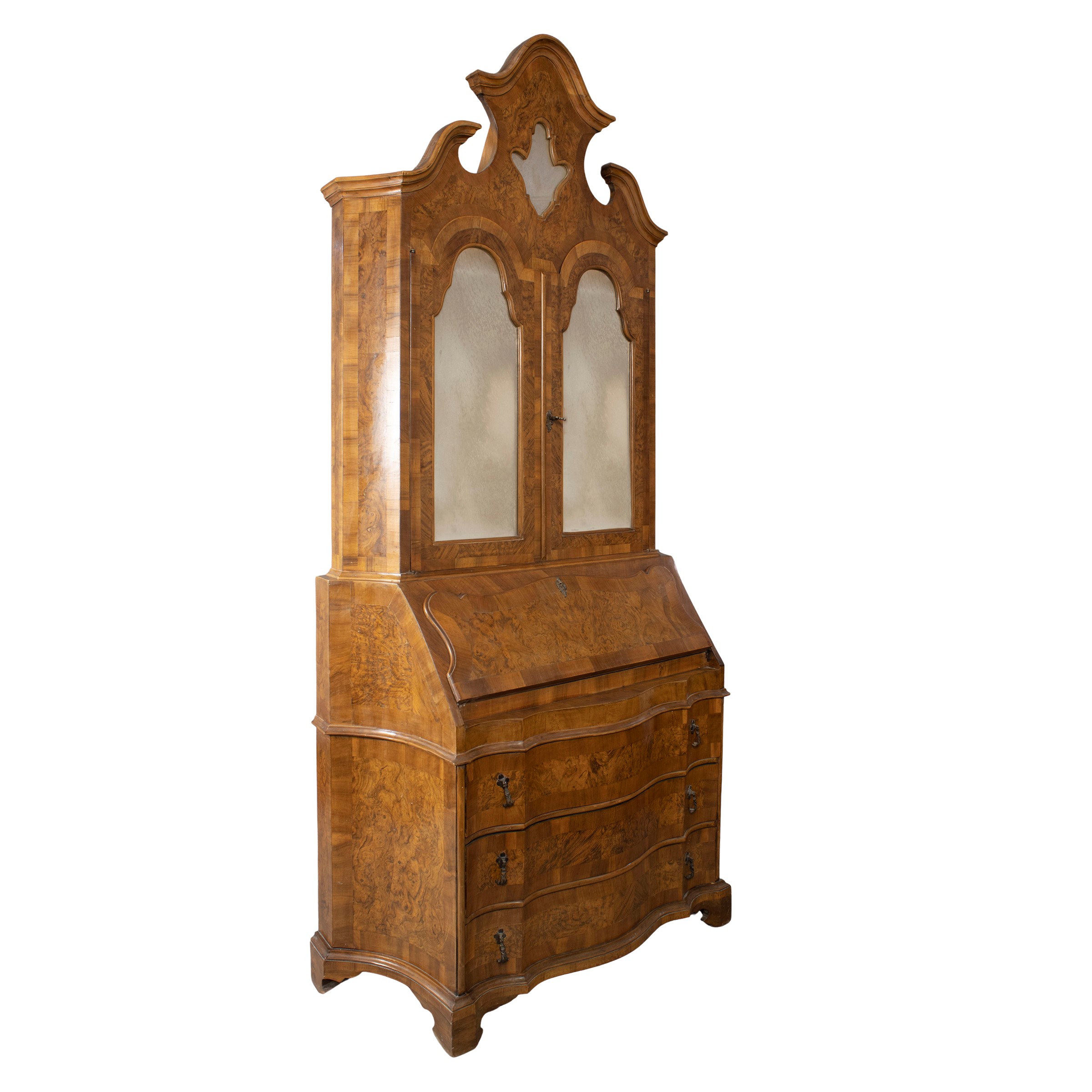 Trumeau in noce e radica di noce a due corpi