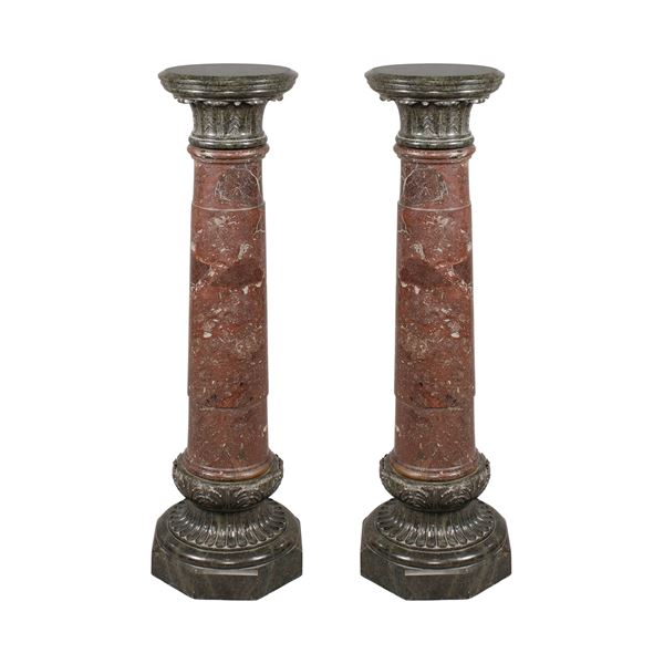 Coppia di colonne in marmo rosso breccia
