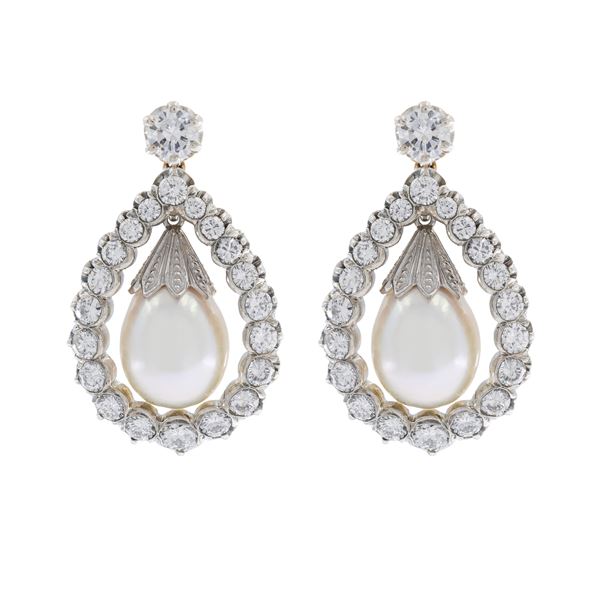 Orecchini pendenti in oro a due colori 18kt e diamanti