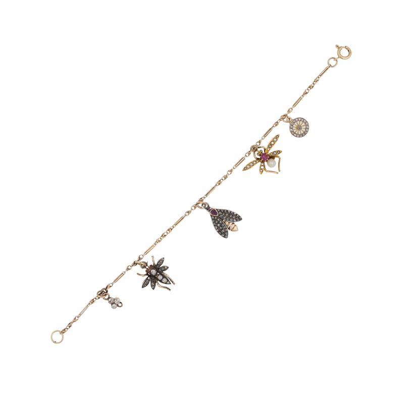 Antico bracciale charms in oro giallo 18kt