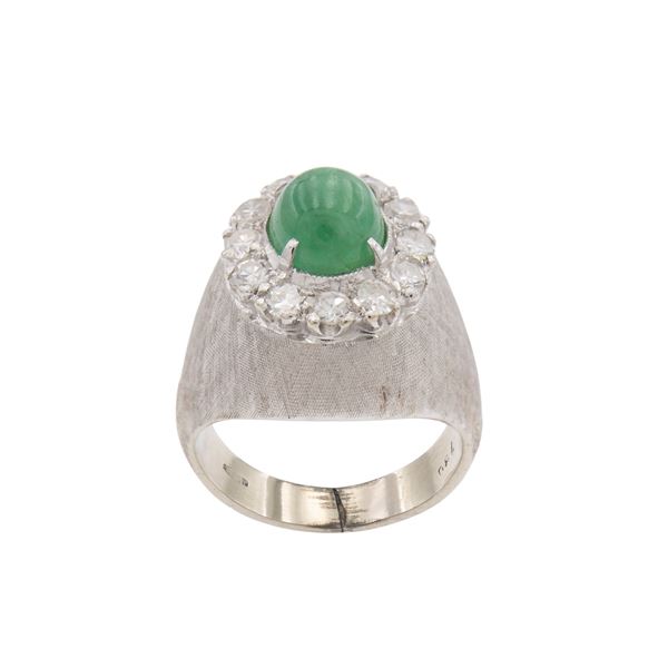 Anello in oro bianco satinato 18kt smeraldo e diamanti