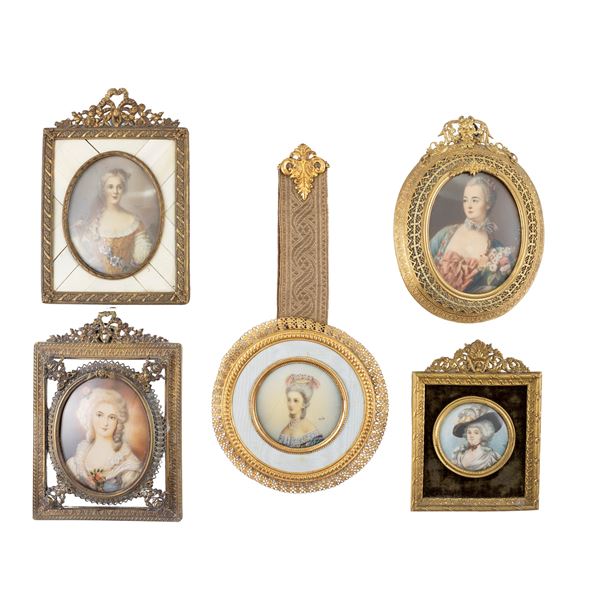 Collezione di cinque miniature