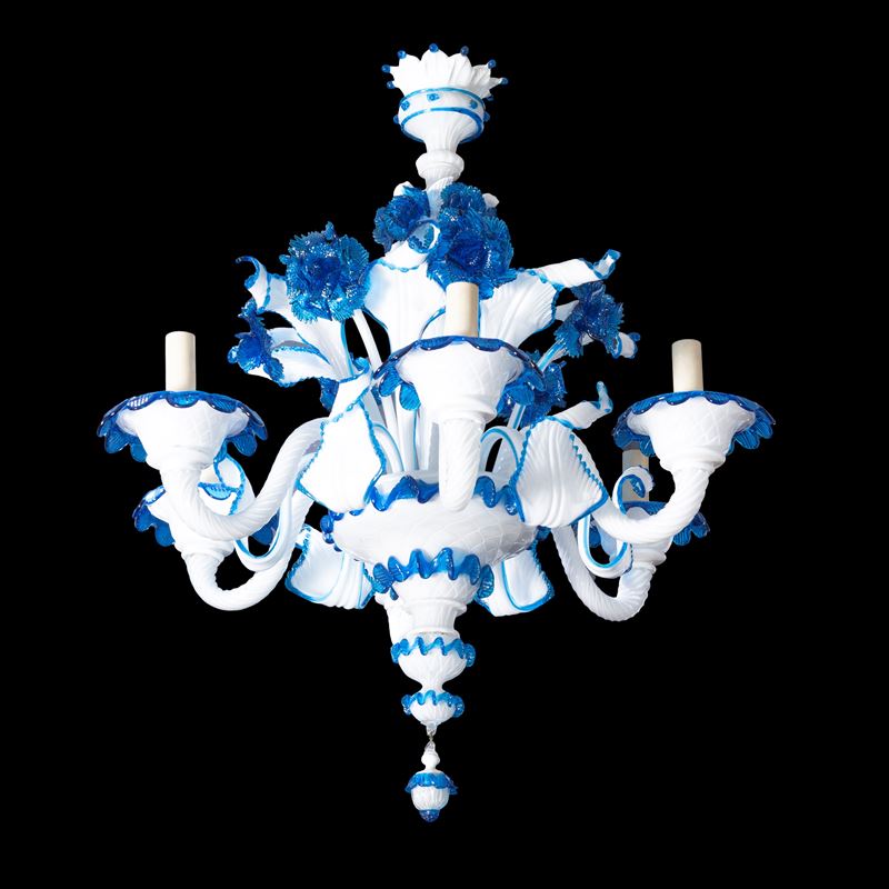 Lampadario a Sei Luci in Vetro in Vetro Soffiato Bianco e Blu Cobalto