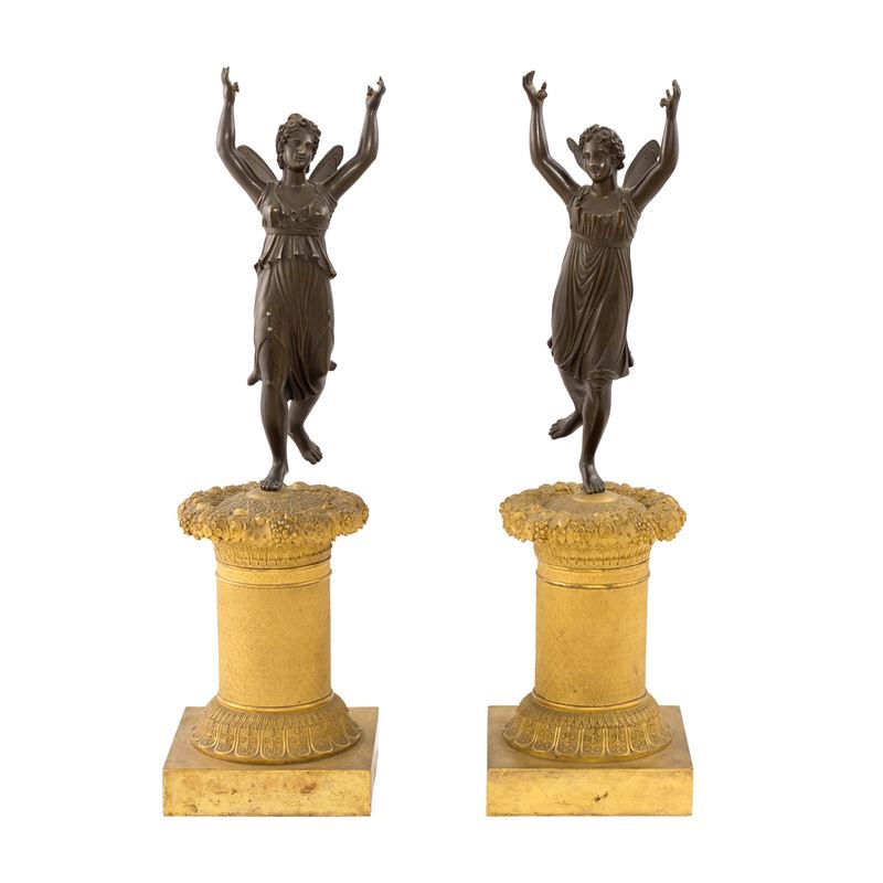 Coppia di Sculture in Bronzo Dorato e Patinato