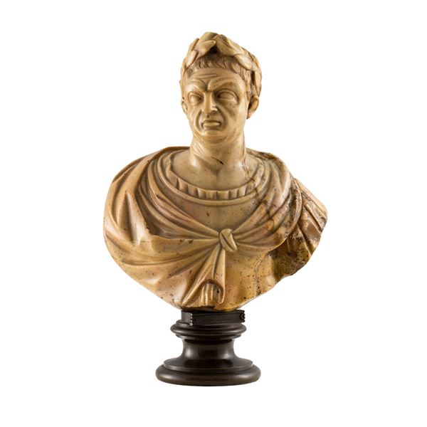 Busto in marmo giallo antico