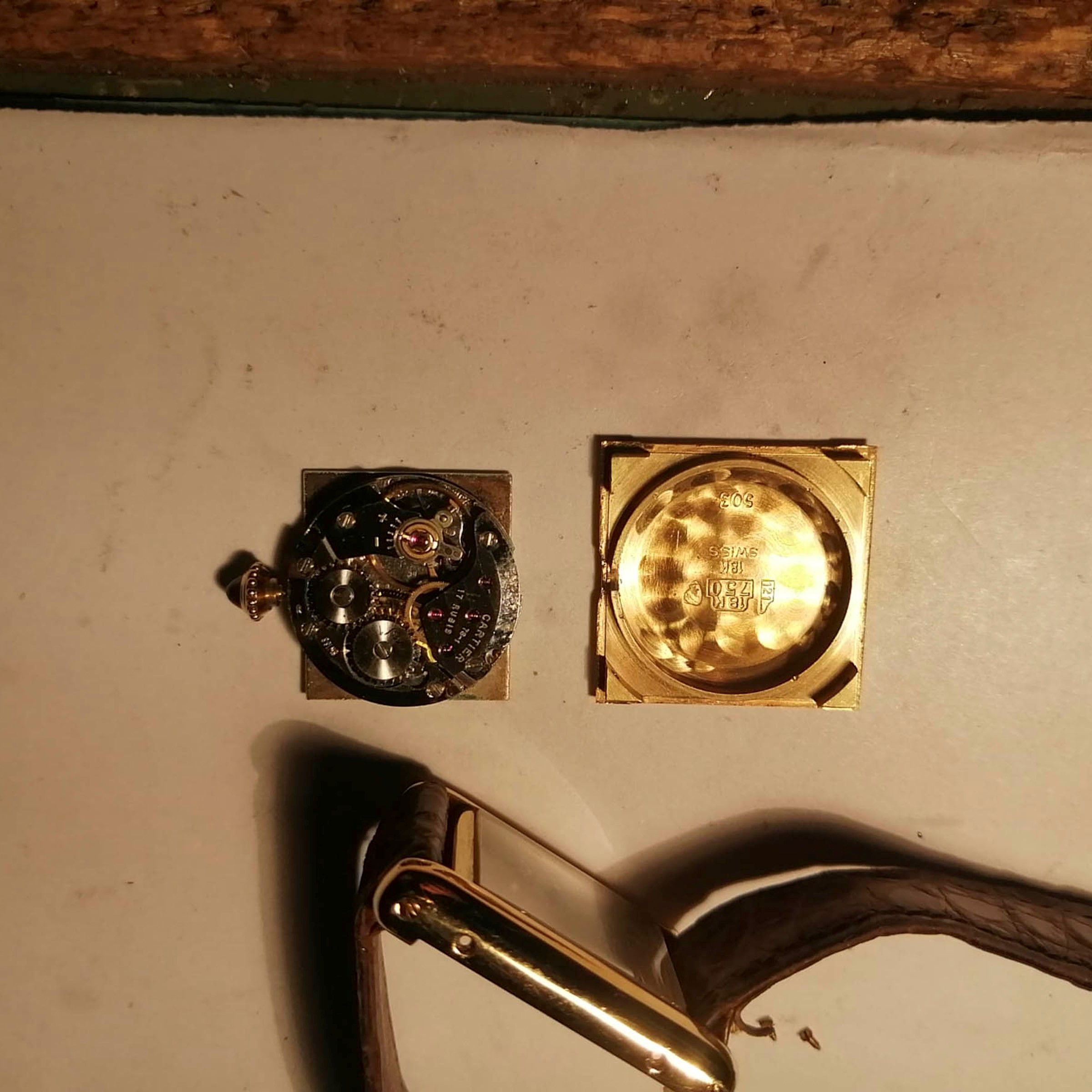 Cartier - Orologio da donna in oro giallo 18 kt con cassa rettangolare