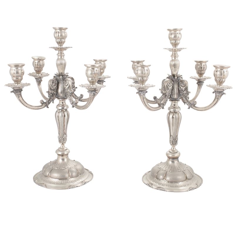 Coppia di Candelabri in Argento a Cinque Luci