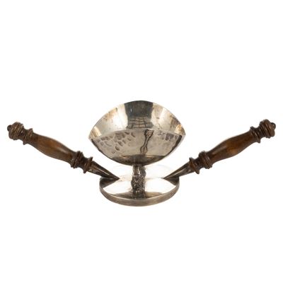 Braserillo in Argento a Due Manici Torniti in Legno
