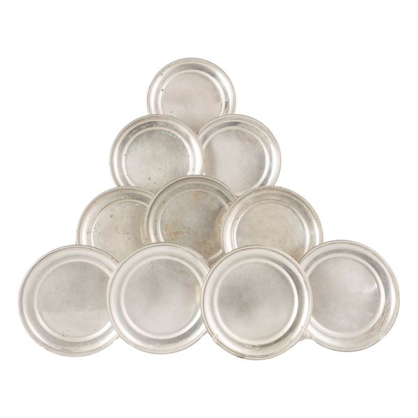 Dieci piattini portapane in argento