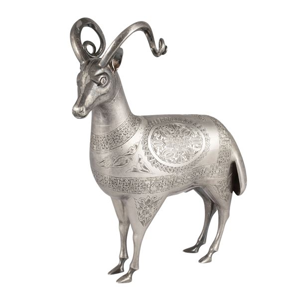 Figura di gazzella in argento