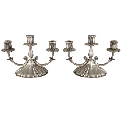 Coppia di Candelabri in Argento a Tre Luci