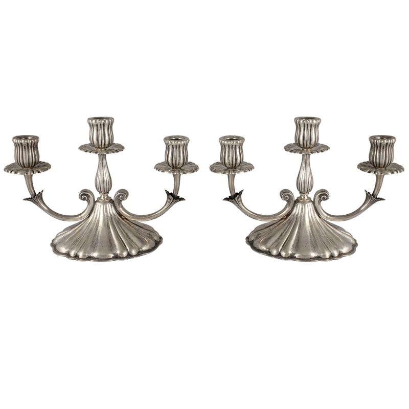 Coppia di Candelabri in Argento a Tre Luci