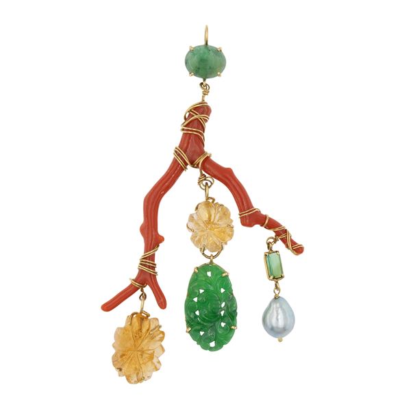 Pendente ramo corallo in oro giallo 18kt