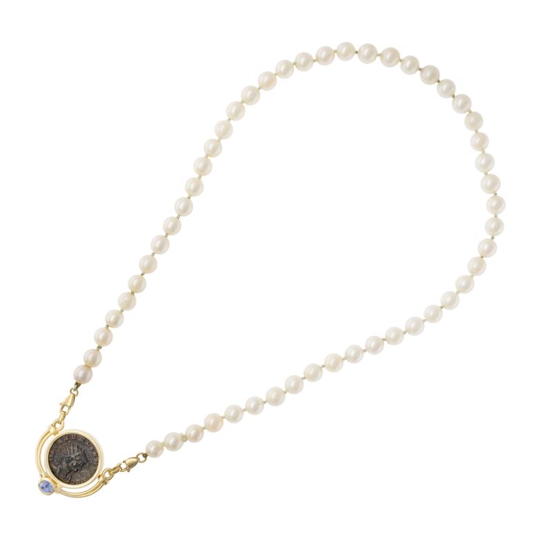 Collana ad un filo di perle coltivate con chiusura centrale removibile