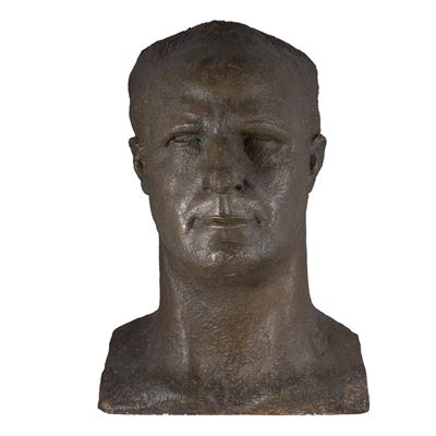 Anonimo, Ritratto di gerarca, scultura in gesso patinato