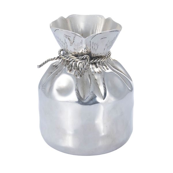 Vaso portafiori in metallo argentato